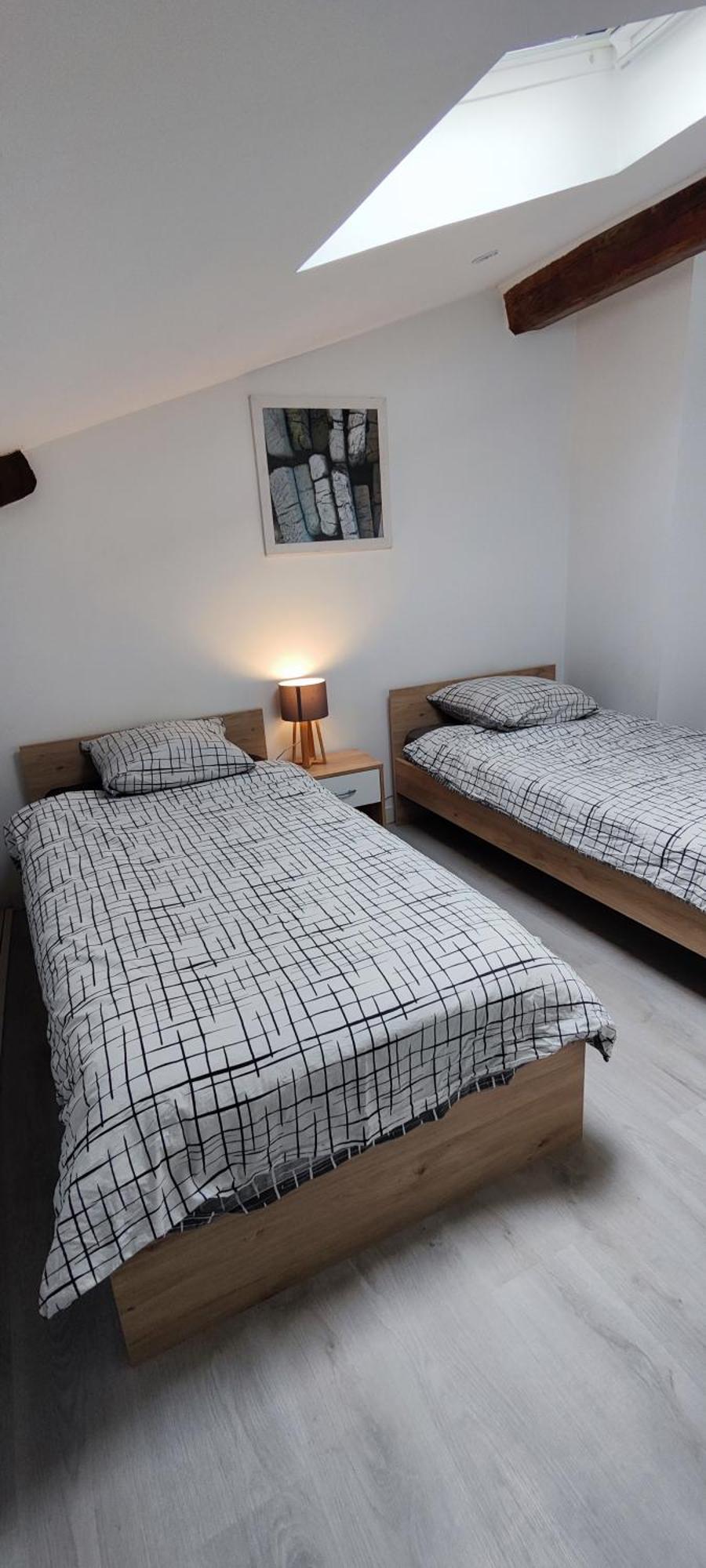 Le Duplex Lägenhet Meximieux Exteriör bild