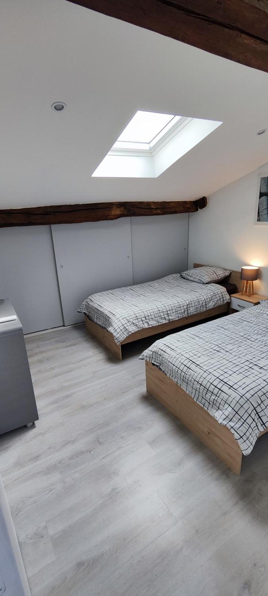 Le Duplex Lägenhet Meximieux Exteriör bild